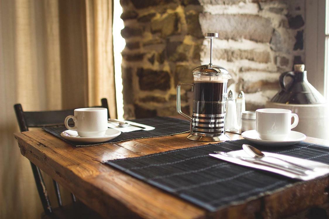 Les Ancetres Auberge & Restaurant St-Pierre-de-l'Île-d'Orléans Εξωτερικό φωτογραφία